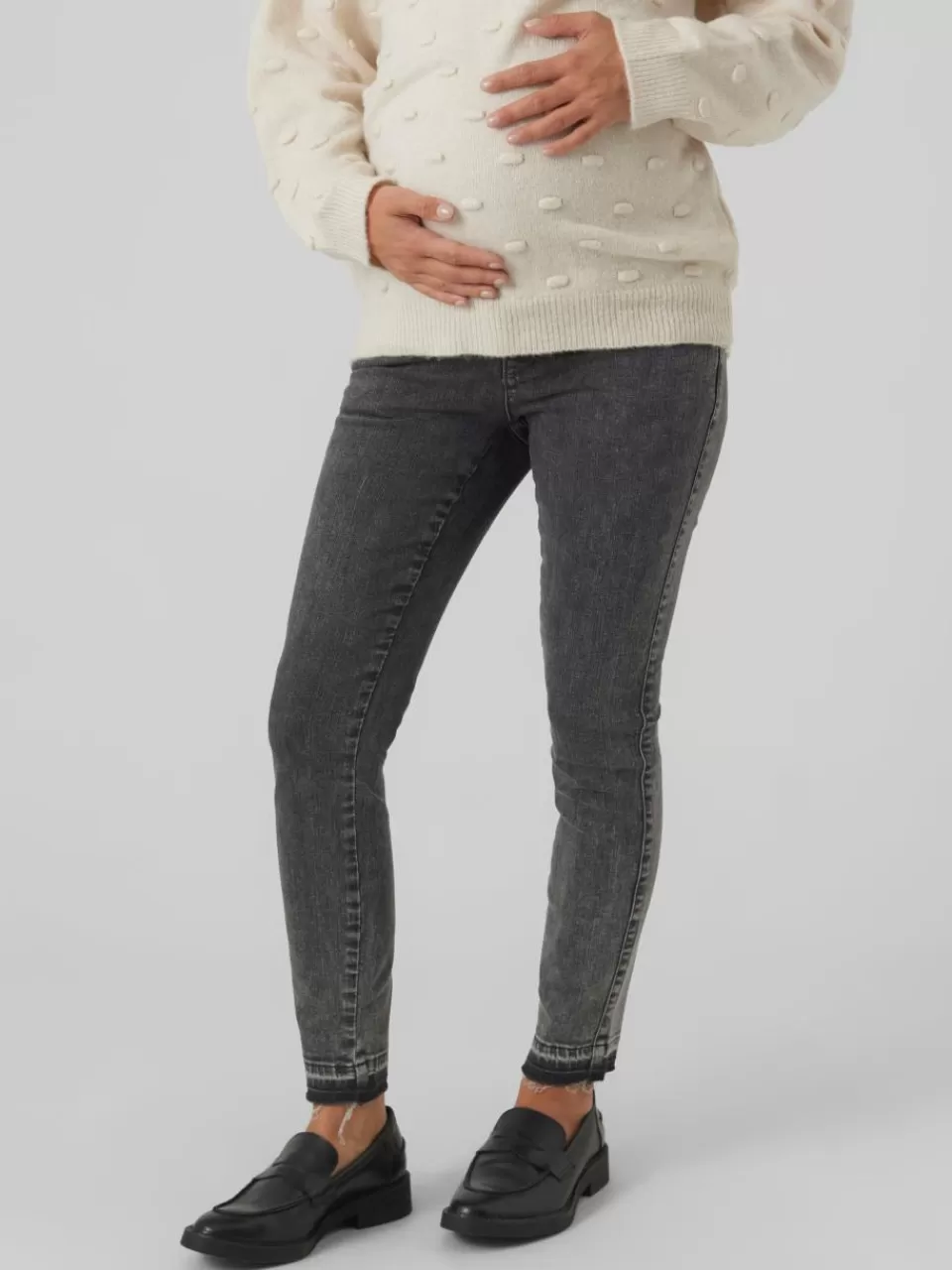 Best Sale VERO MODA Slim Fit Middels høy midje Røff kantskjæring Jeans Grey Denim