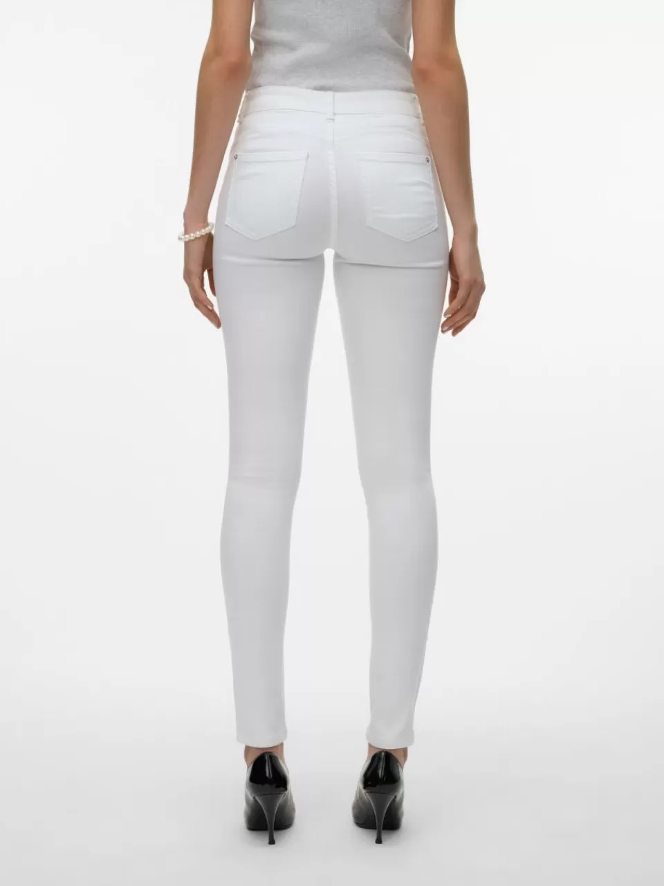 Clearance VERO MODA VMALIA Middels høyt snitt Slim Fit Jeans Bright White