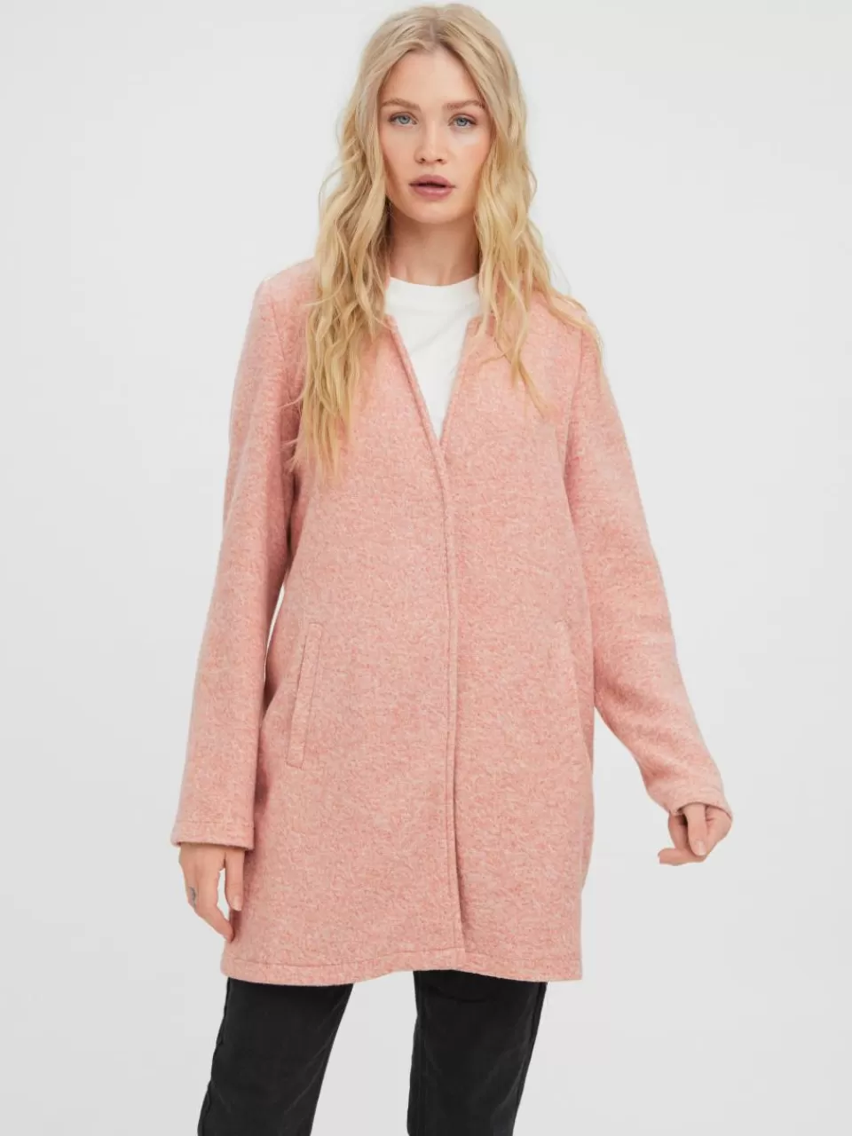 Shop VERO MODA VMBRUSHEDKATRINE Frakk Old Rose