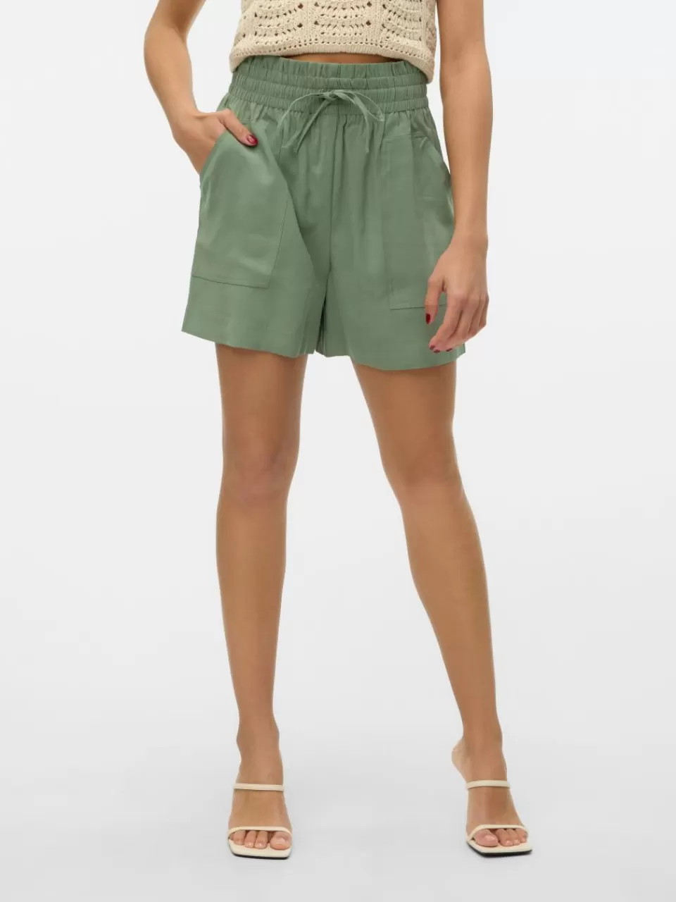 Discount VERO MODA VMCARISA Shorts Hedge Green