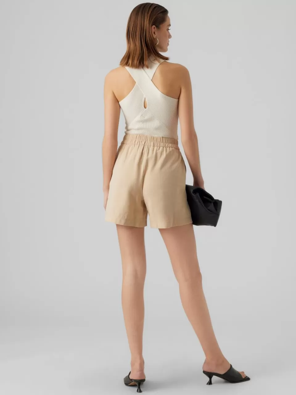 New VERO MODA VMCARMEN Shorts Irish Cream