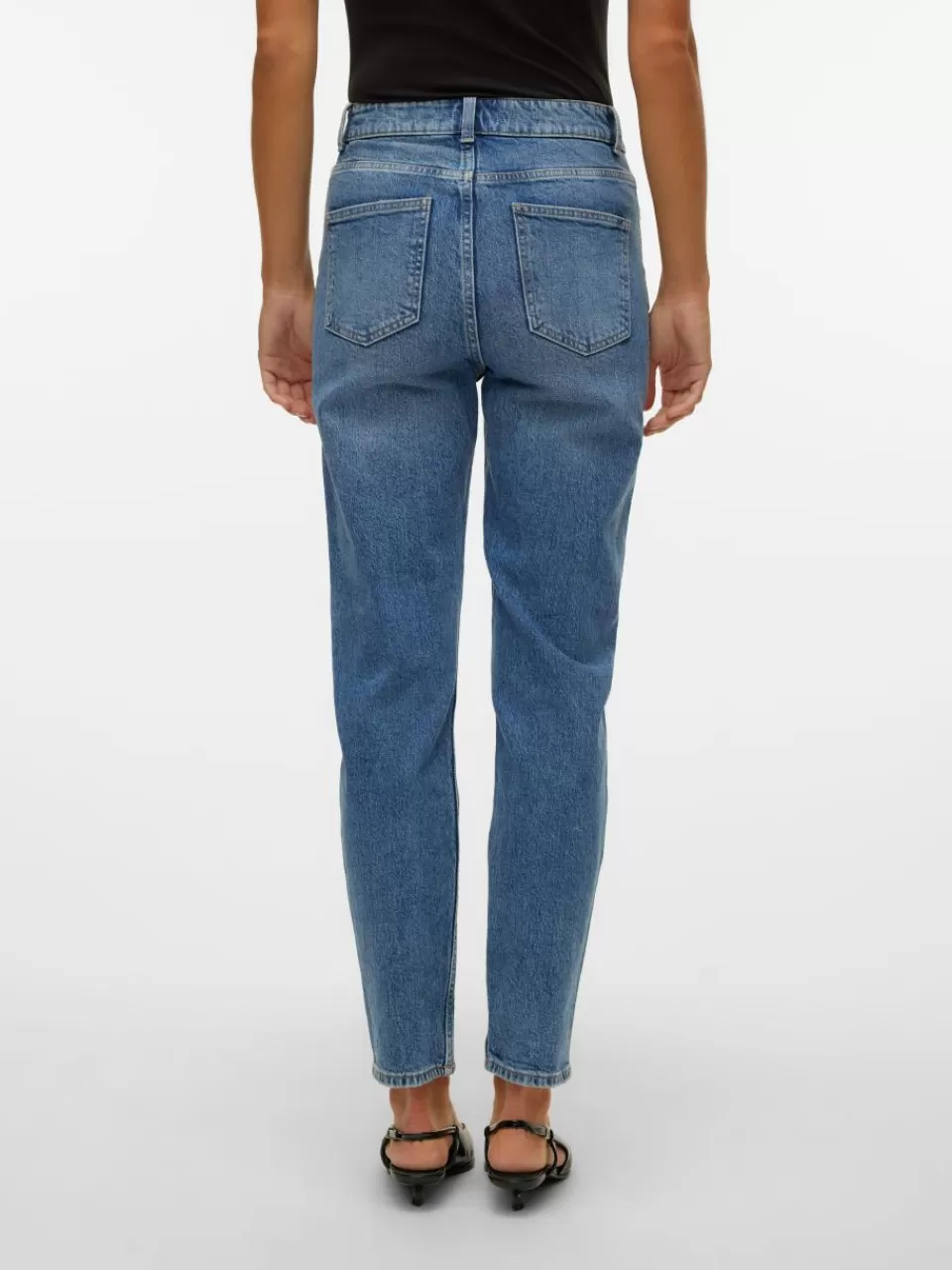 Outlet VERO MODA VMCARRIE Super high rise Mom Fit Jeans Medium Blue Denim