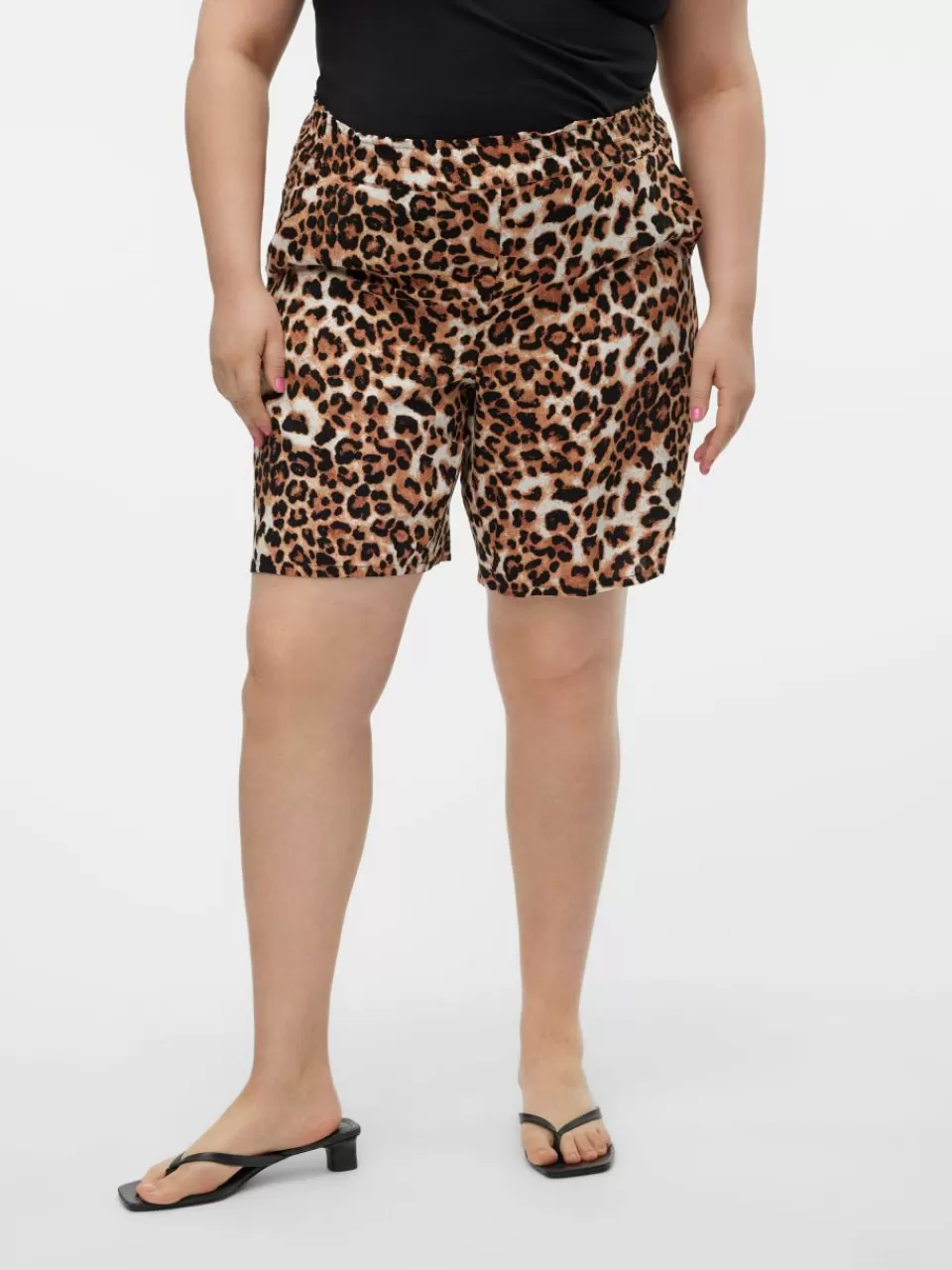 Cheap VERO MODA VMCEASY Shorts Tan