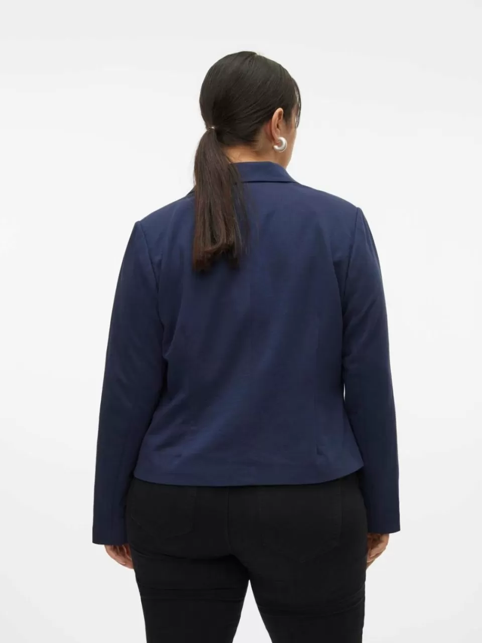 Shop VERO MODA VMCHARUKI Blazer Navy Blazer