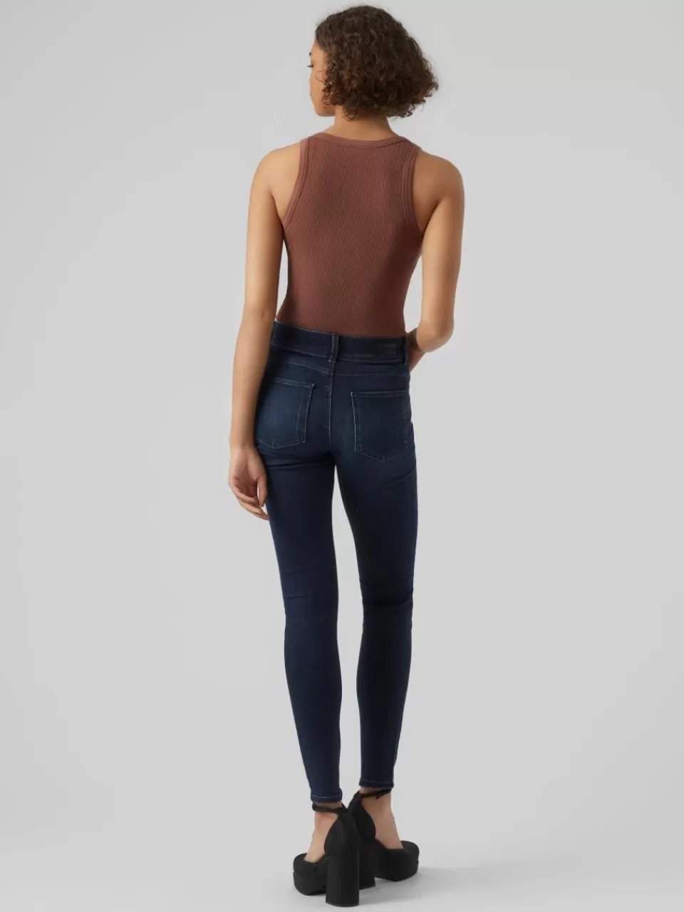 Online VERO MODA VMEMBRACE Middels høyt snitt Skinny Fit Jeans Dark Blue Denim