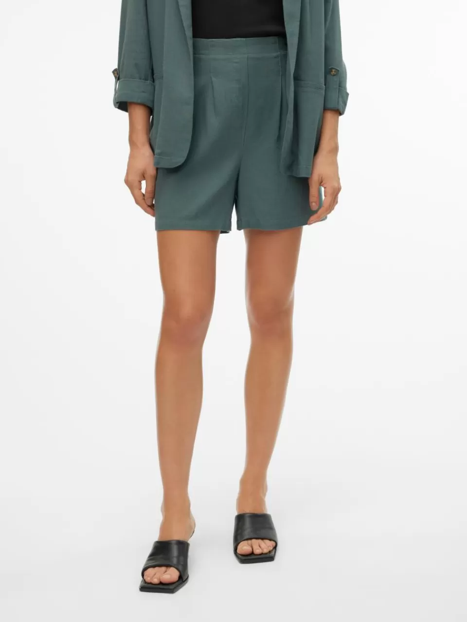 Flash Sale VERO MODA VMJESMILO Shorts Balsam Green