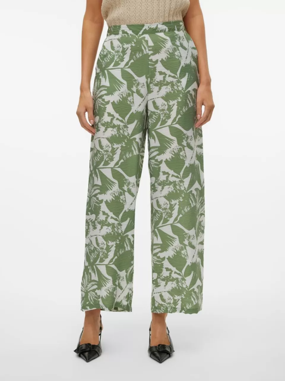 Shop VERO MODA VMJOSIE Høyt snitt Bukser Hedge Green