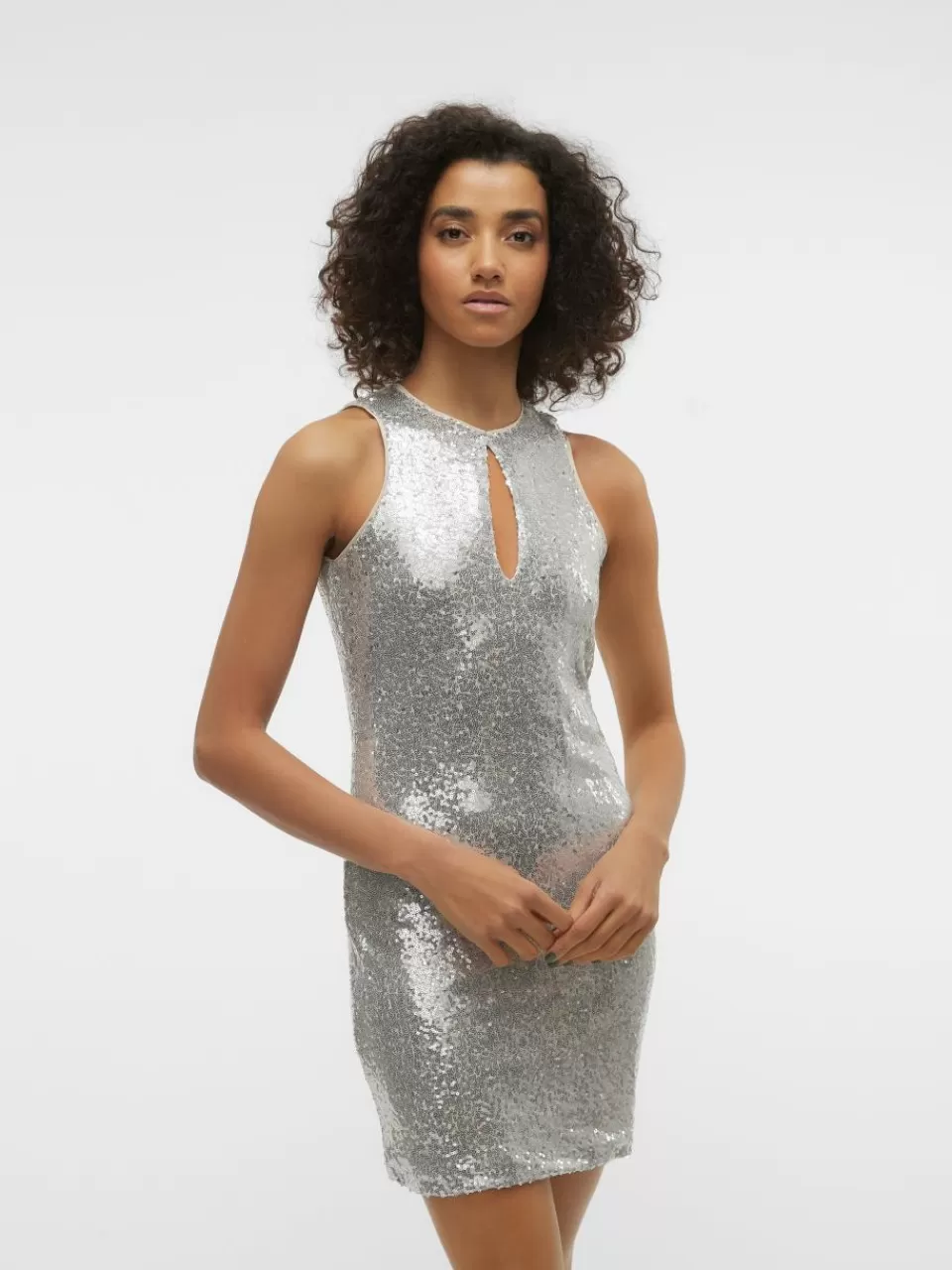 Shop VERO MODA VMKAJE Kort kjole Silver Colour