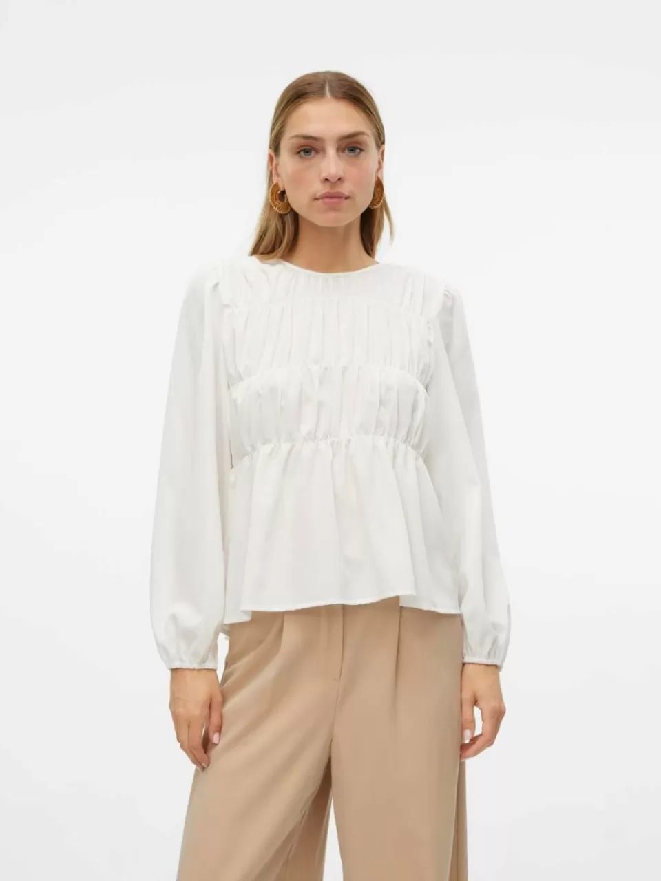 Online VERO MODA VMLILJA Topp Cloud Dancer