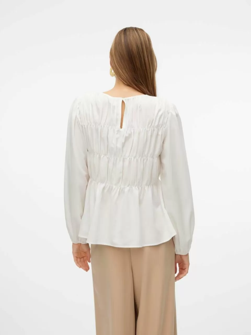 Online VERO MODA VMLILJA Topp Cloud Dancer