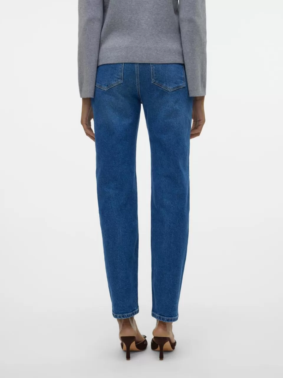 Sale VERO MODA VMLINDA Høyt snitt Mom Fit Jeans Medium Blue Denim