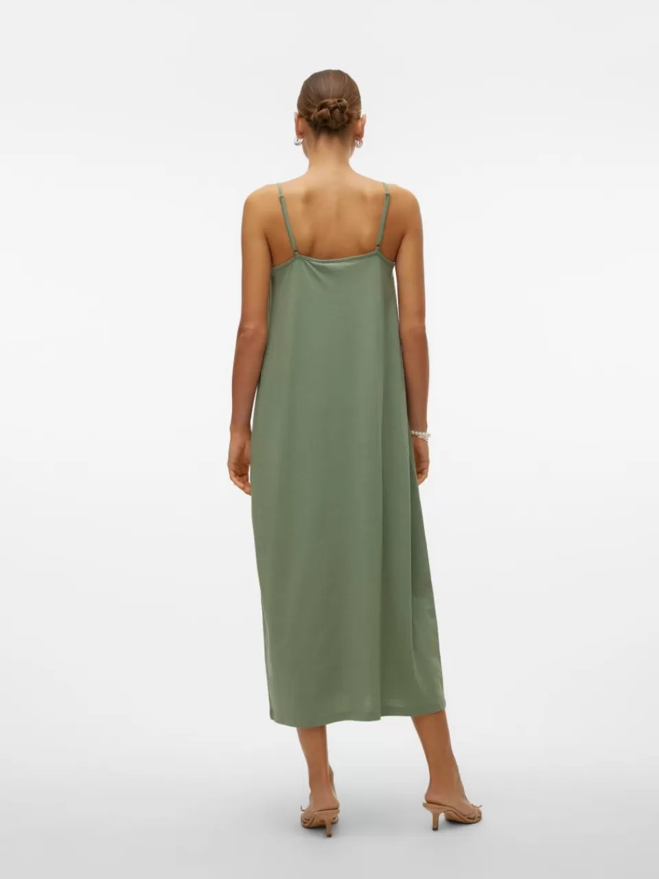 Shop VERO MODA VMLUNA Lang kjole Hedge Green