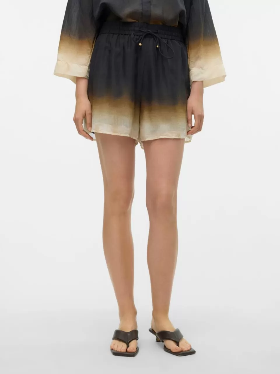 Outlet VERO MODA VMMAJA Shorts Black
