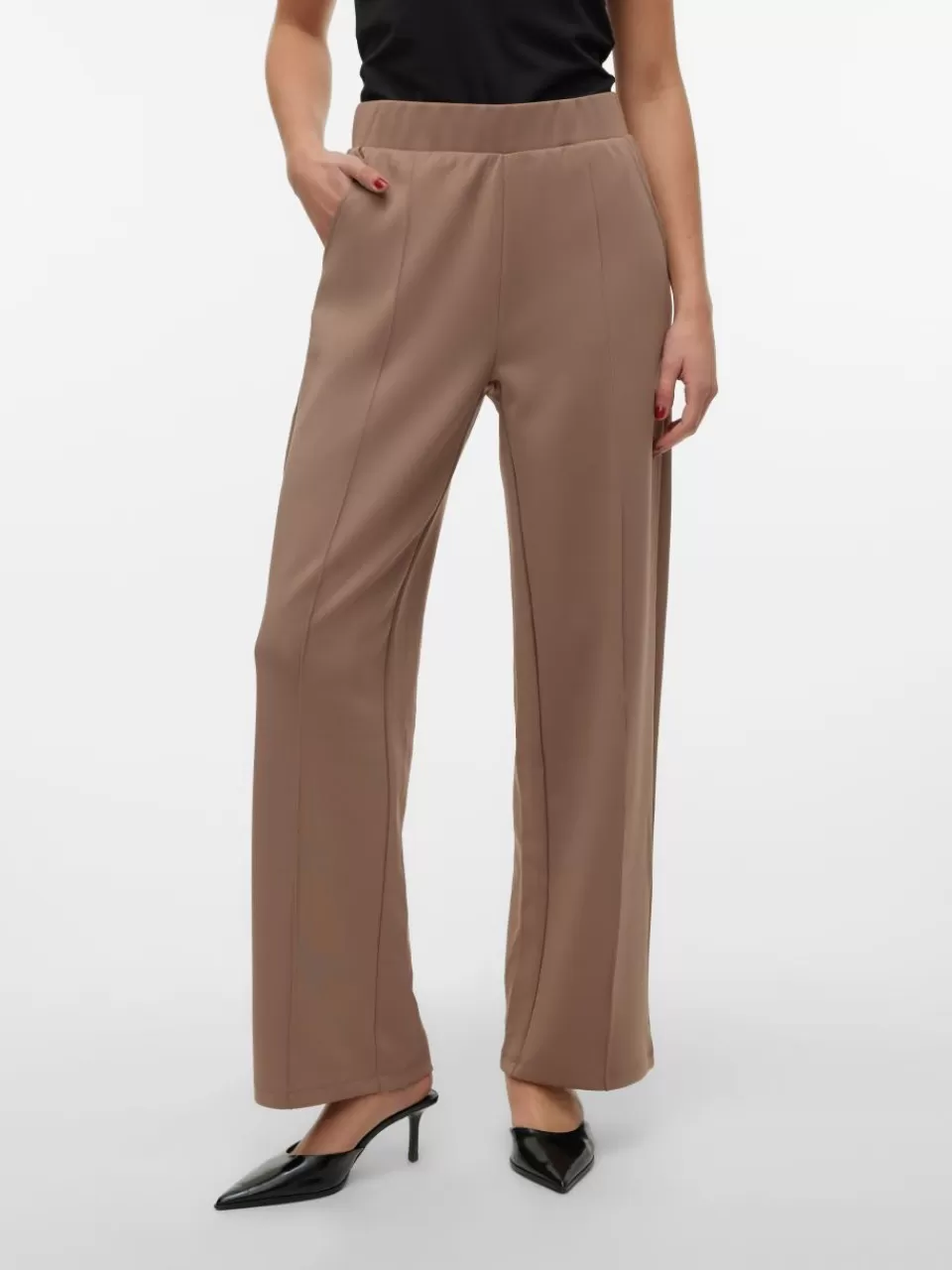 Shop VERO MODA VMPANNA Høyt snitt Bukser Brown Lentil