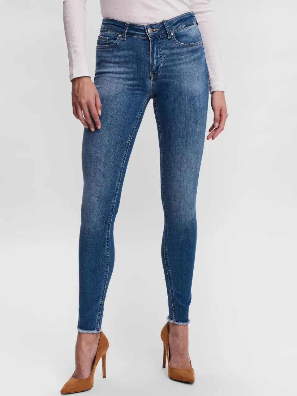 Outlet VERO MODA VMPEACH Middels høyt snitt Skinny Fit Jeans Medium Blue Denim