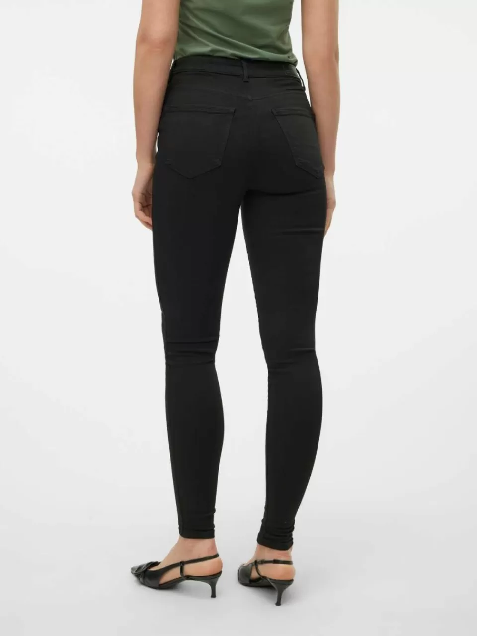 Cheap VERO MODA VMSEVEN Middels høyt snitt Slim Fit Jeans Black