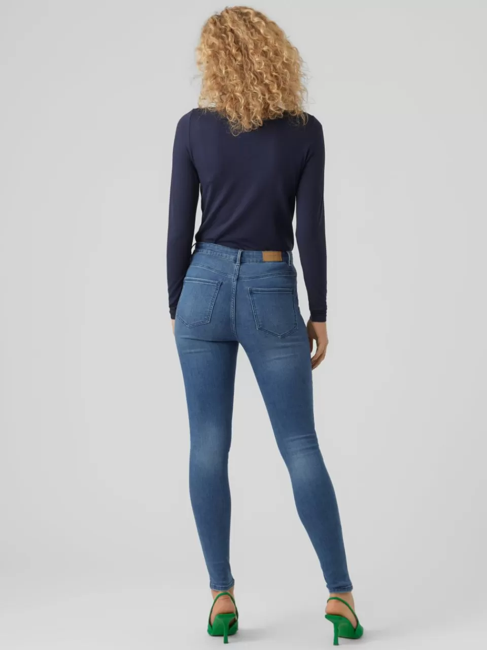 Fashion VERO MODA VMSOPHIA Super high rise Skinny Fit Jeans Medium Blue Denim