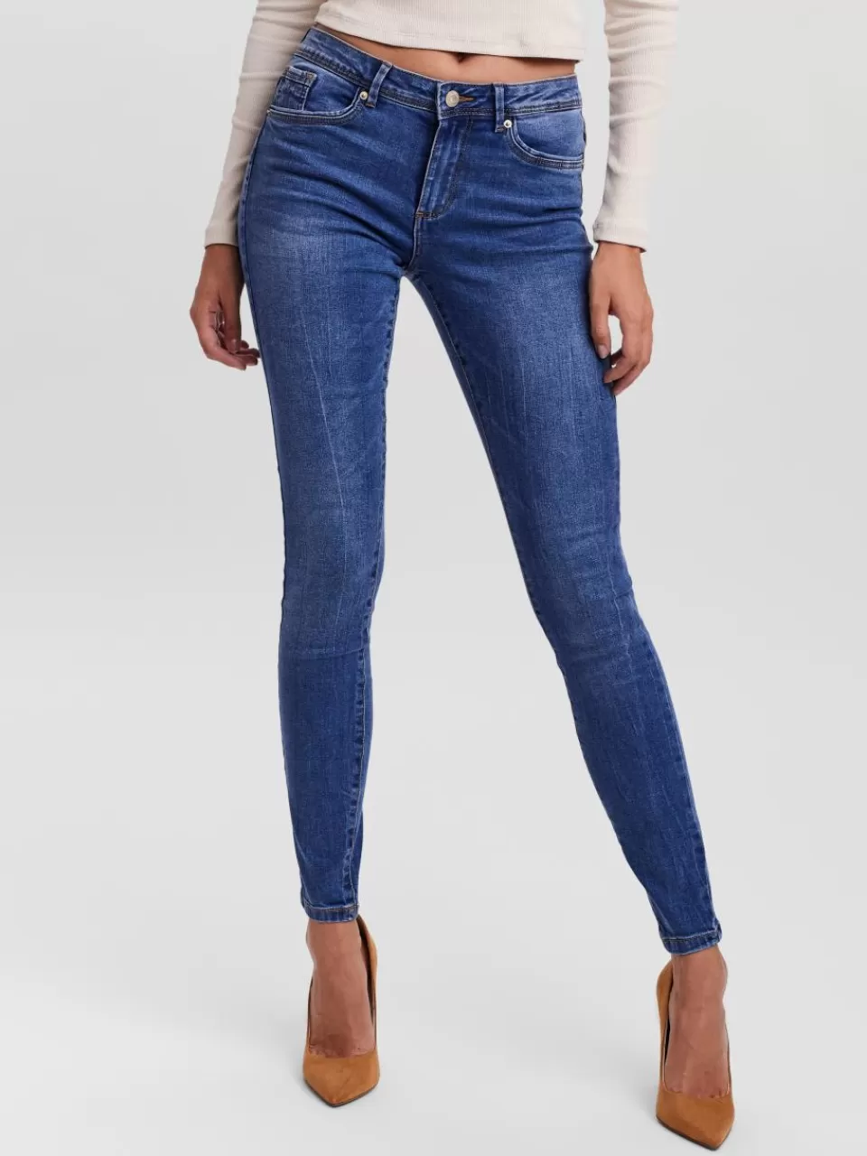 Hot VERO MODA VMTANYA Middels høyt snitt Skinny Fit Jeans Medium Blue Denim