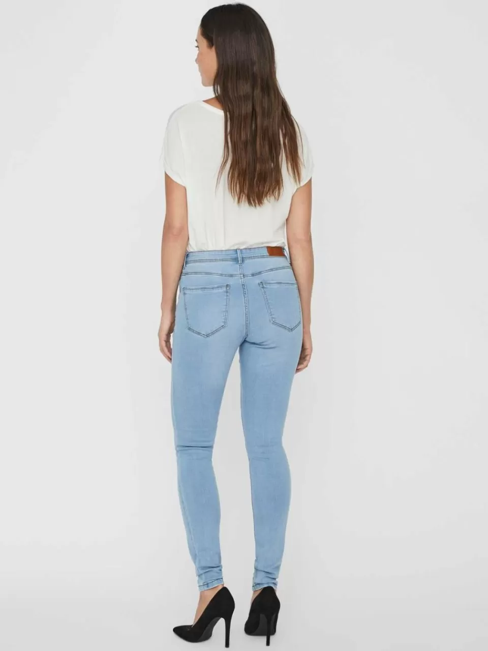 Fashion VERO MODA VMTANYA Middels høyt snitt Skinny Fit Jeans Light Blue Denim