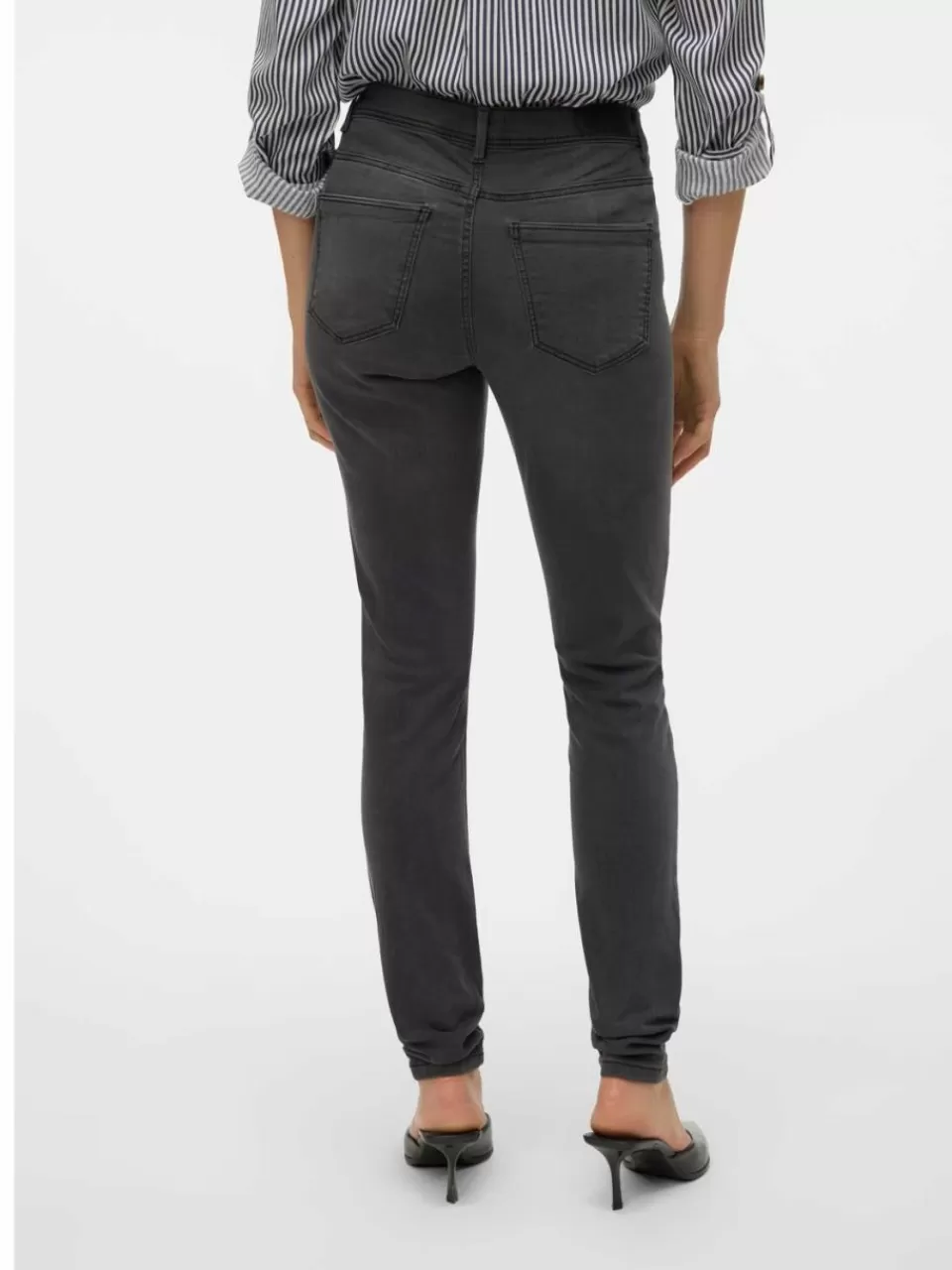 Shop VERO MODA VMTANYA Middels høyt snitt Skinny Fit Jeans Dark Grey Denim