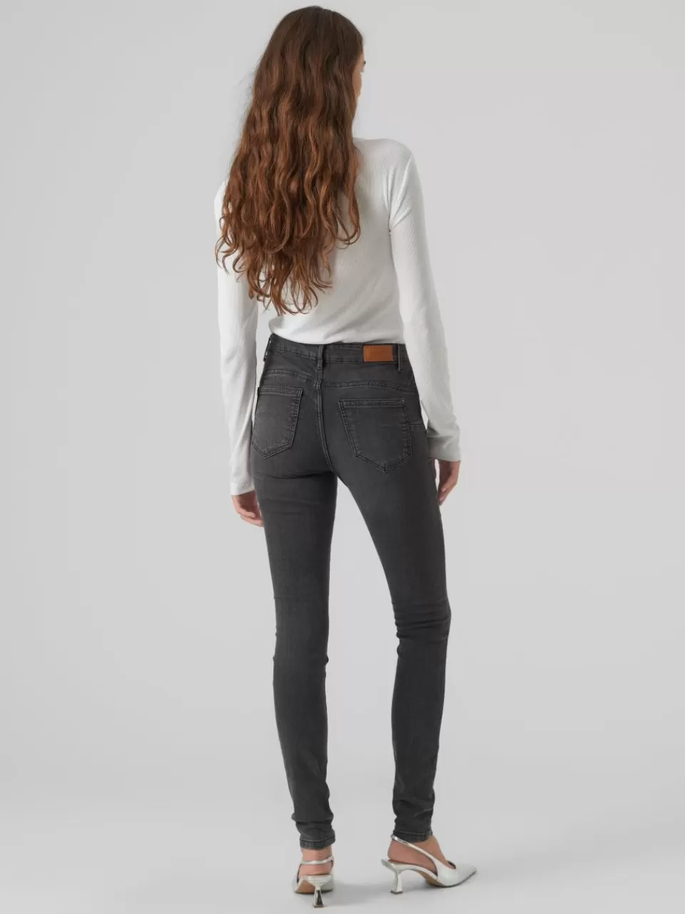 Online VERO MODA VMTANYA Middels høyt snitt Slim Fit Jeans Dark Grey Denim