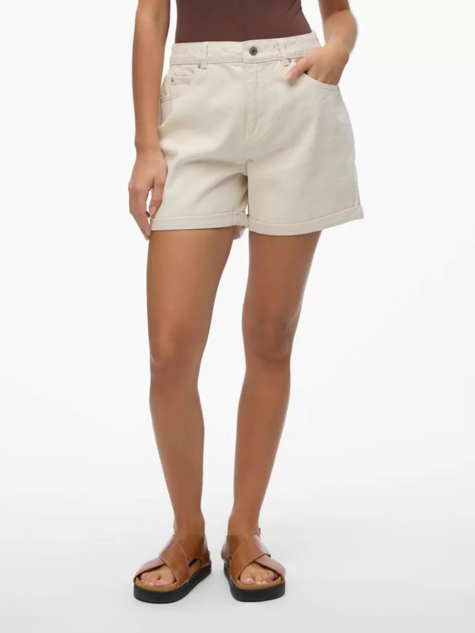 Discount VERO MODA VMZURI Shorts Ecru